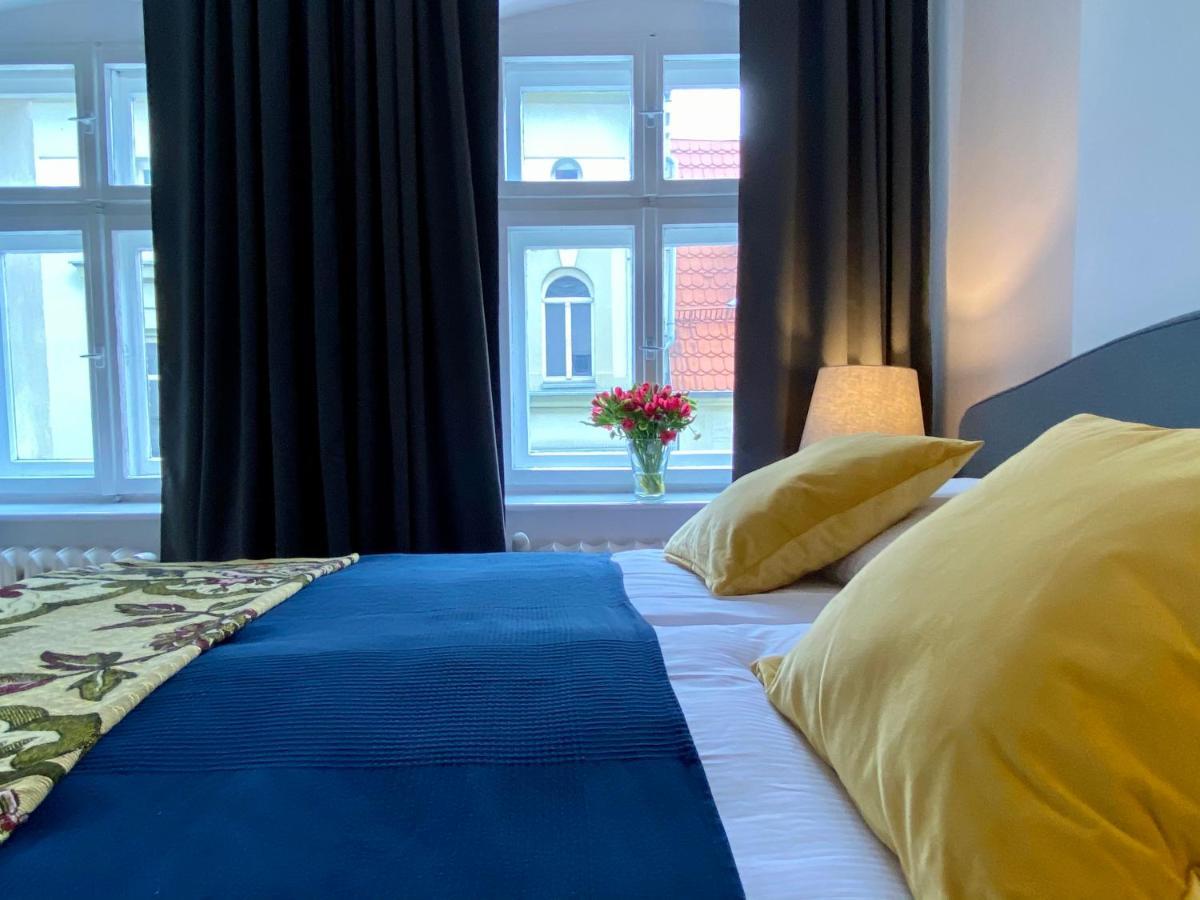 Apartament Hrabala Еленя-Гура Экстерьер фото