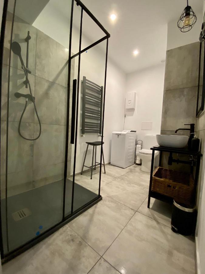 Apartament Hrabala Еленя-Гура Экстерьер фото